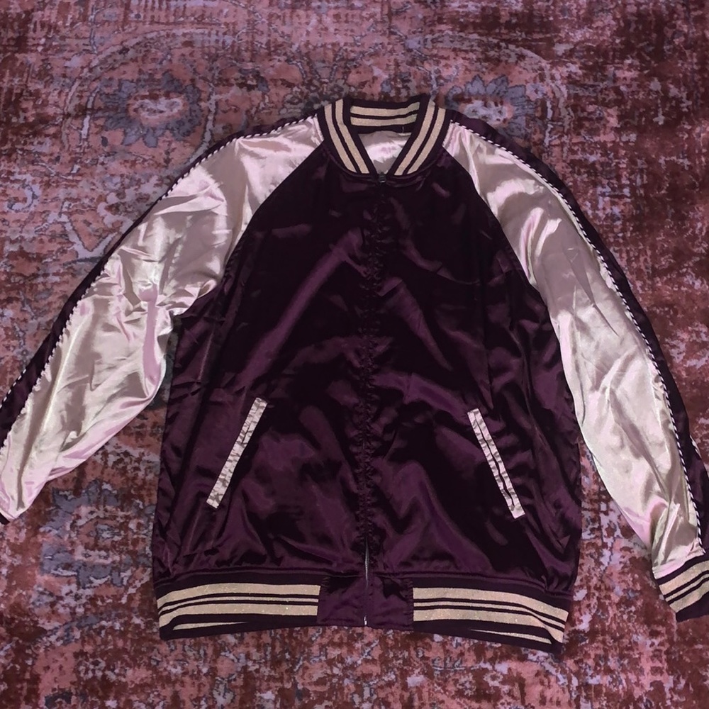 Gold & burgundy reversible bomber jacket. Size L